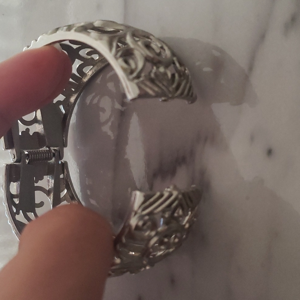 3 Silver Bracelets - Picture 5 of 5